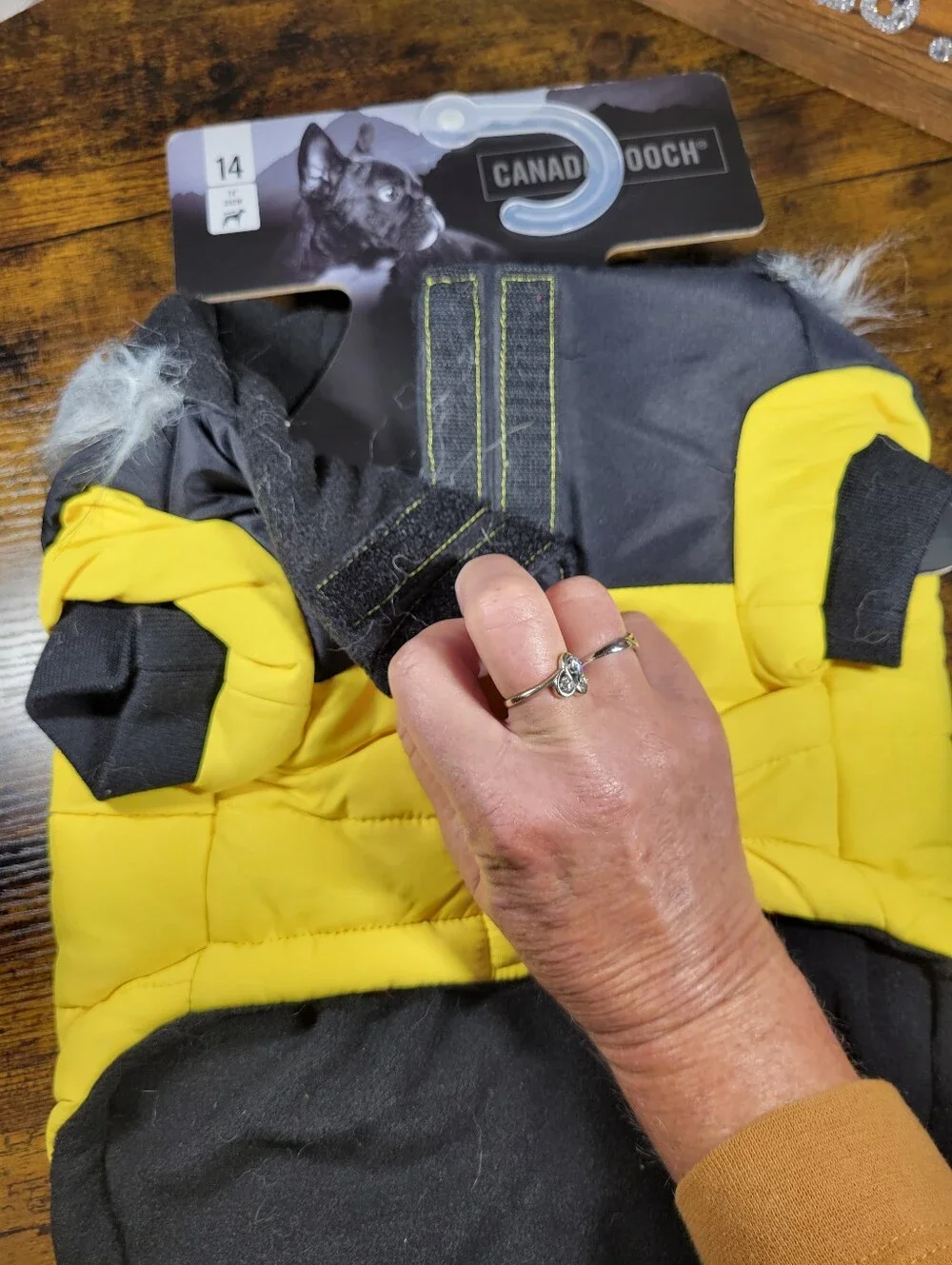 Canada Pooch nwt canada