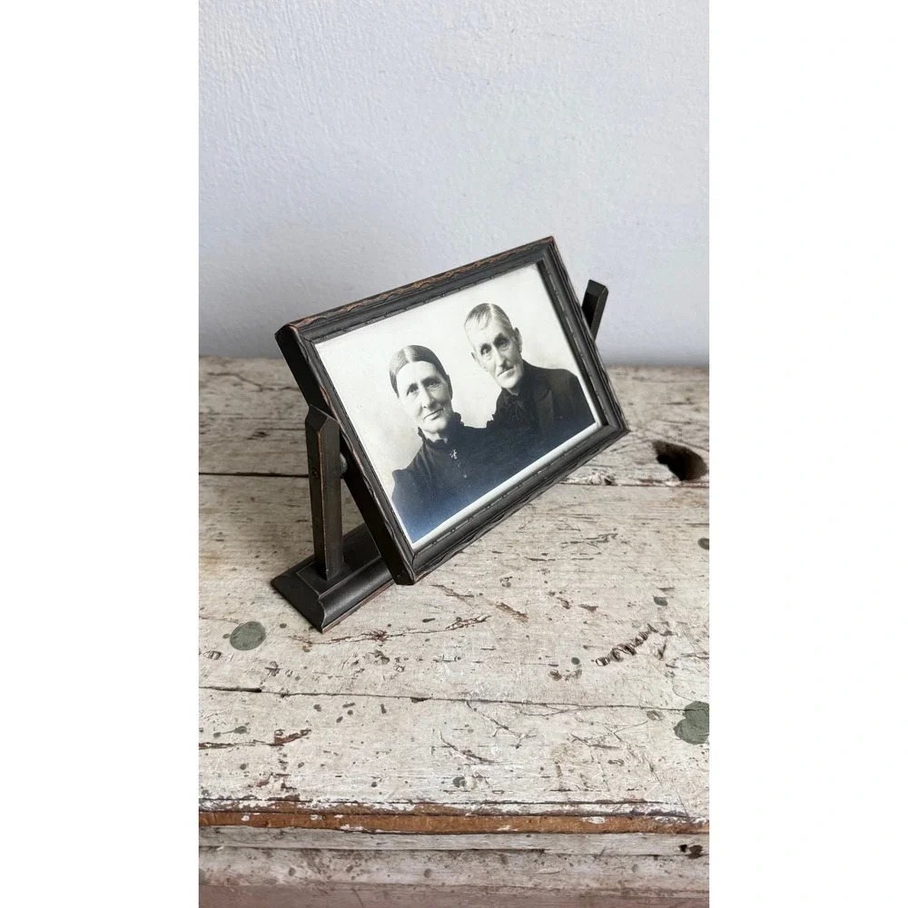 Antique Victorian Wood Swivel Picture Frame Tabletop Distressed 8x5