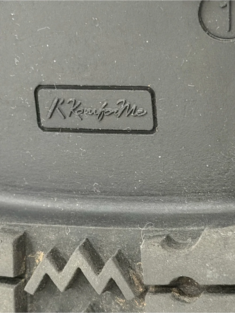 K KomForme brand komforme