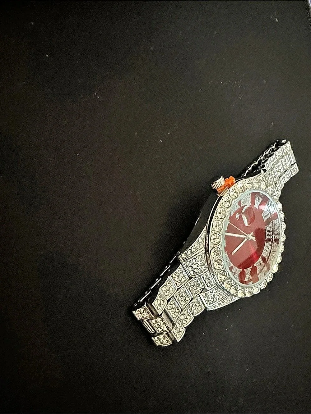 FAKE red watch