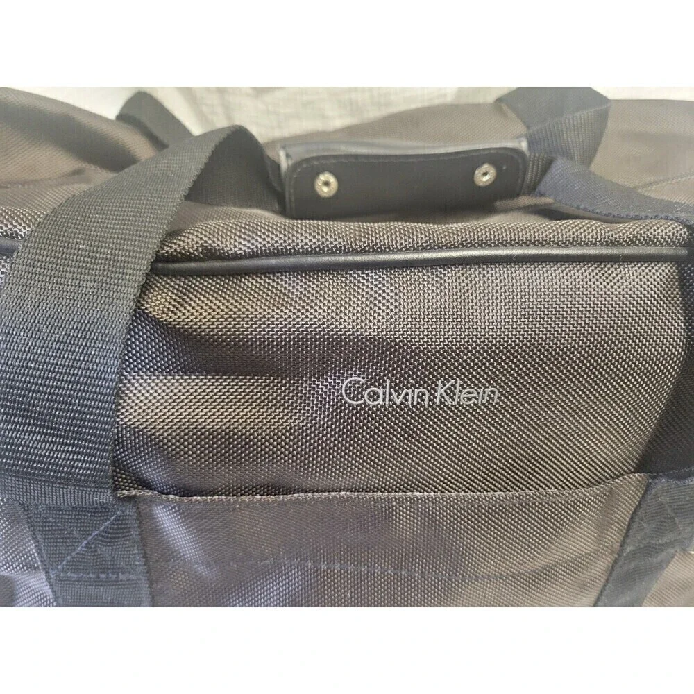 Calvin Klein calvin klein
