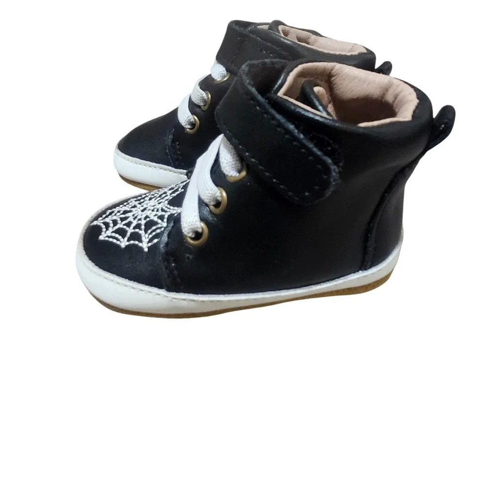 A BEAR CO new without