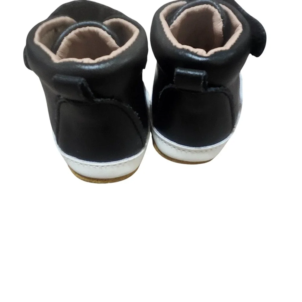 A BEAR CO new without