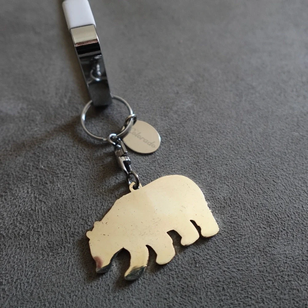 N/A keychain metal