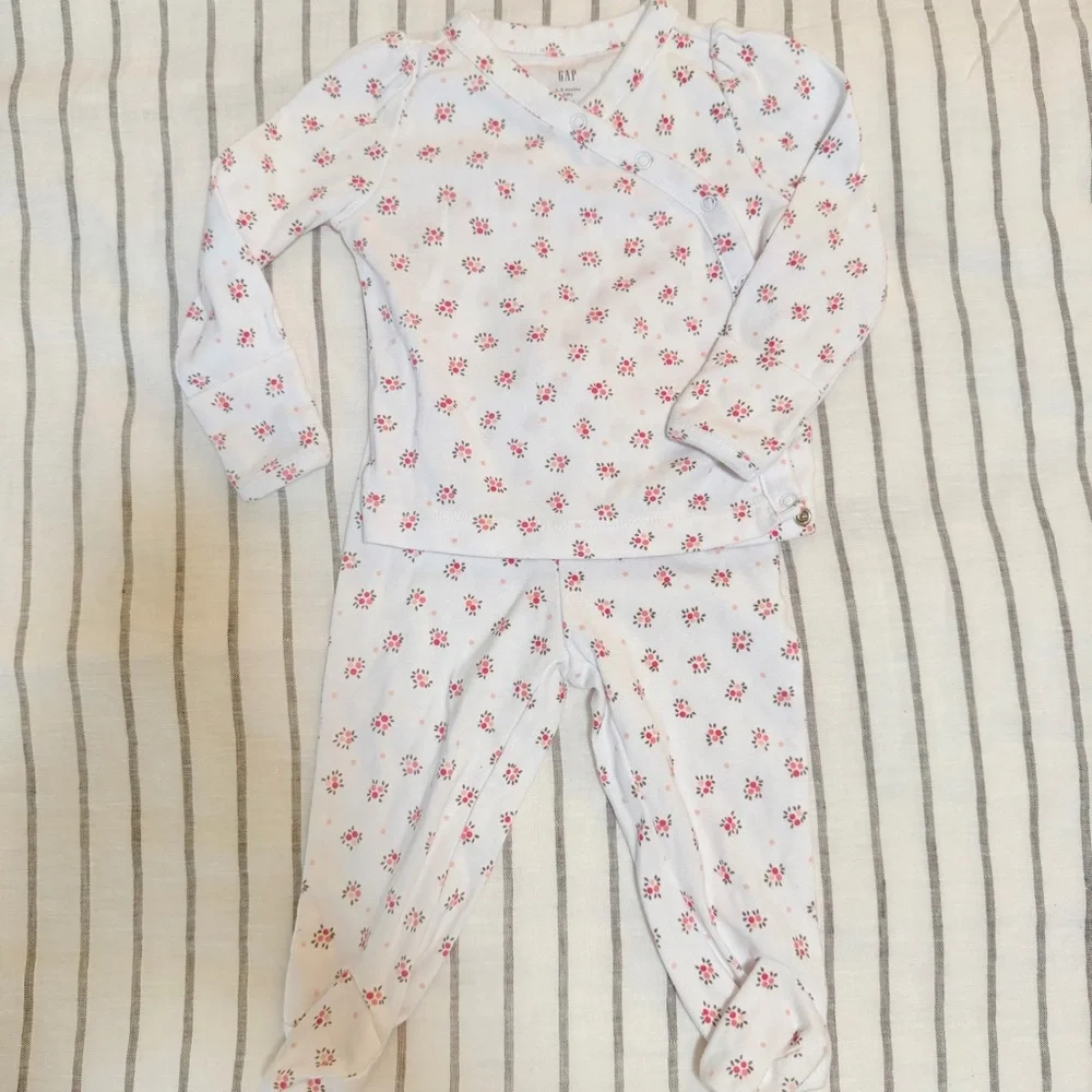 GAP charming baby