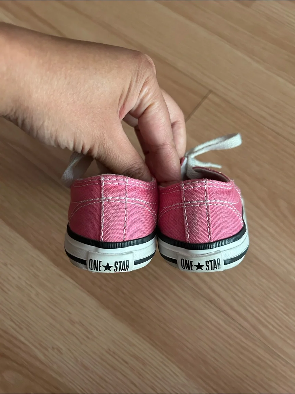 Converse One Star Pink Sneakers Infants Size 6