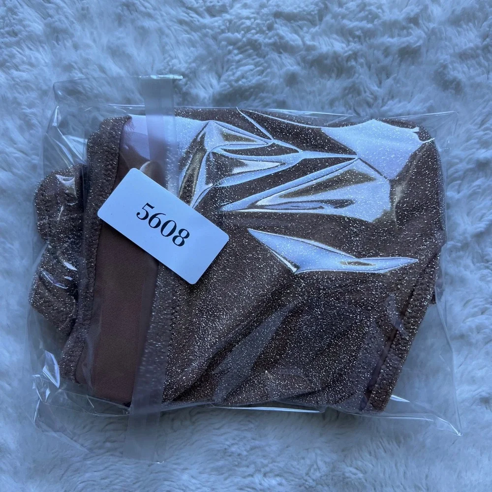 SKIMS shimmering scoop