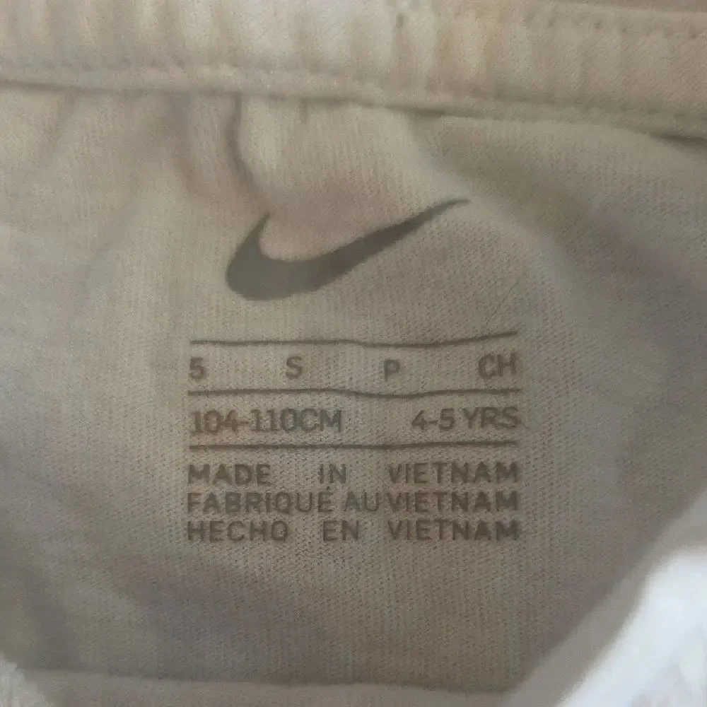 Nike this tee