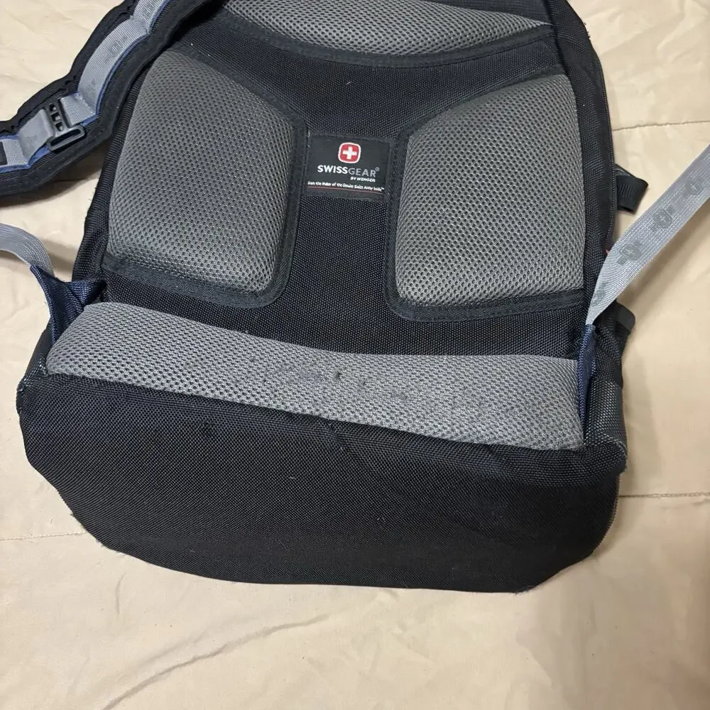 SwissGear by wenger