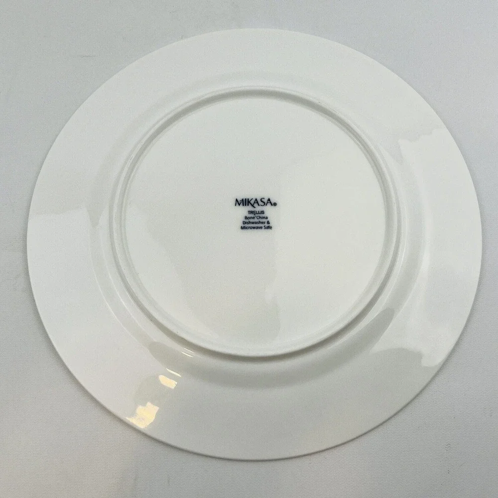 Mikasa trellis white
