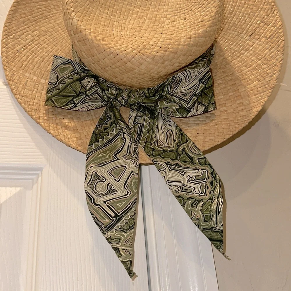 N/A straw hat