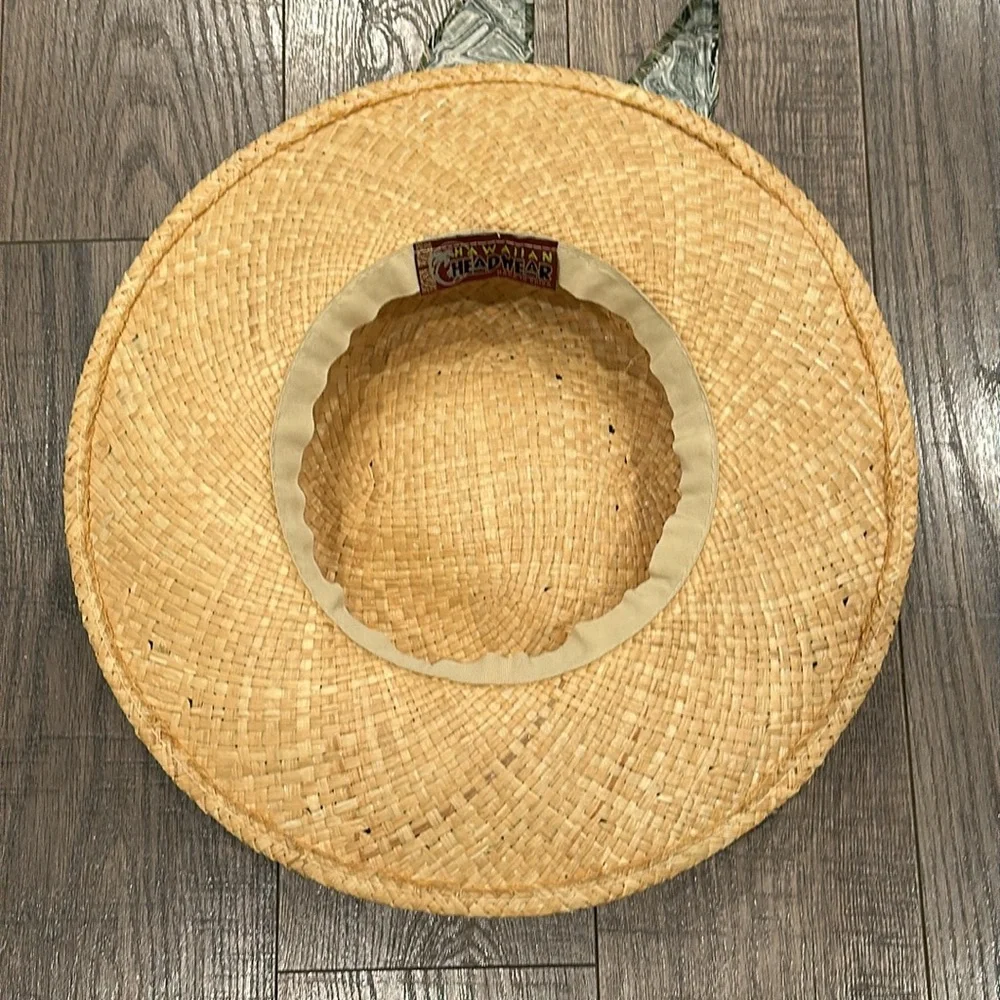 N/A straw hat
