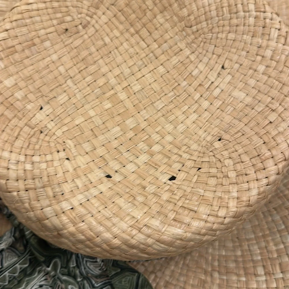 N/A straw hat