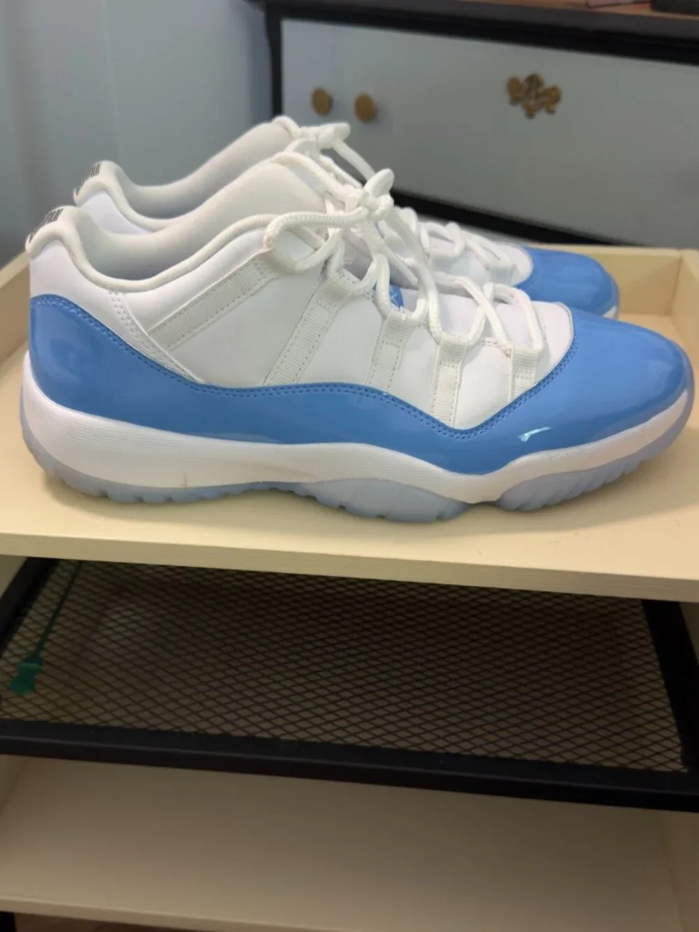 Air Jordan 11 Retro Low 