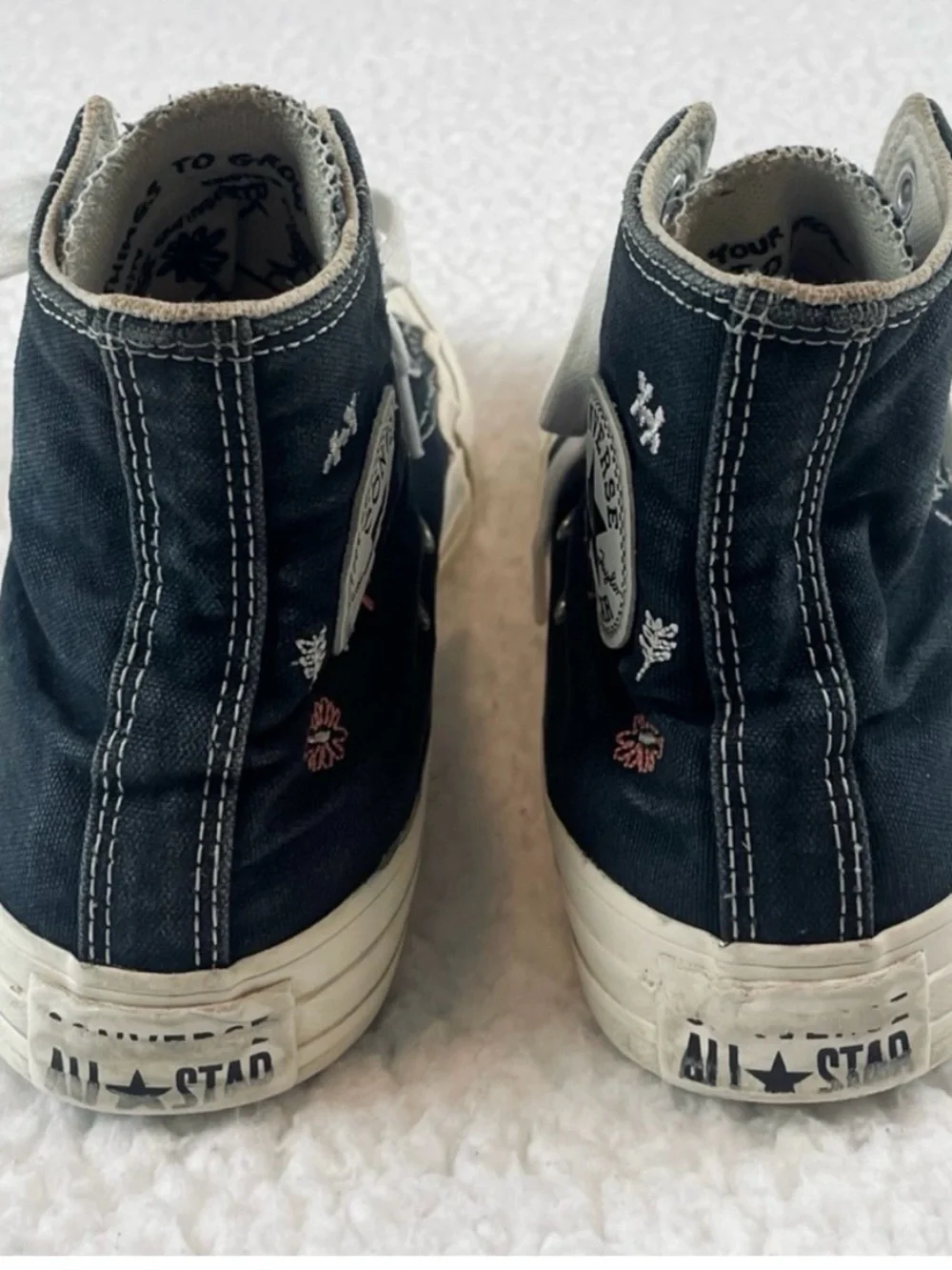 Converse reposhing this