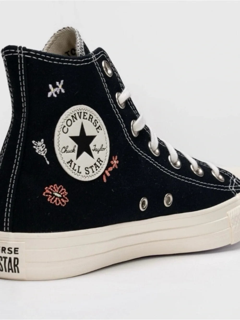 Converse reposhing this