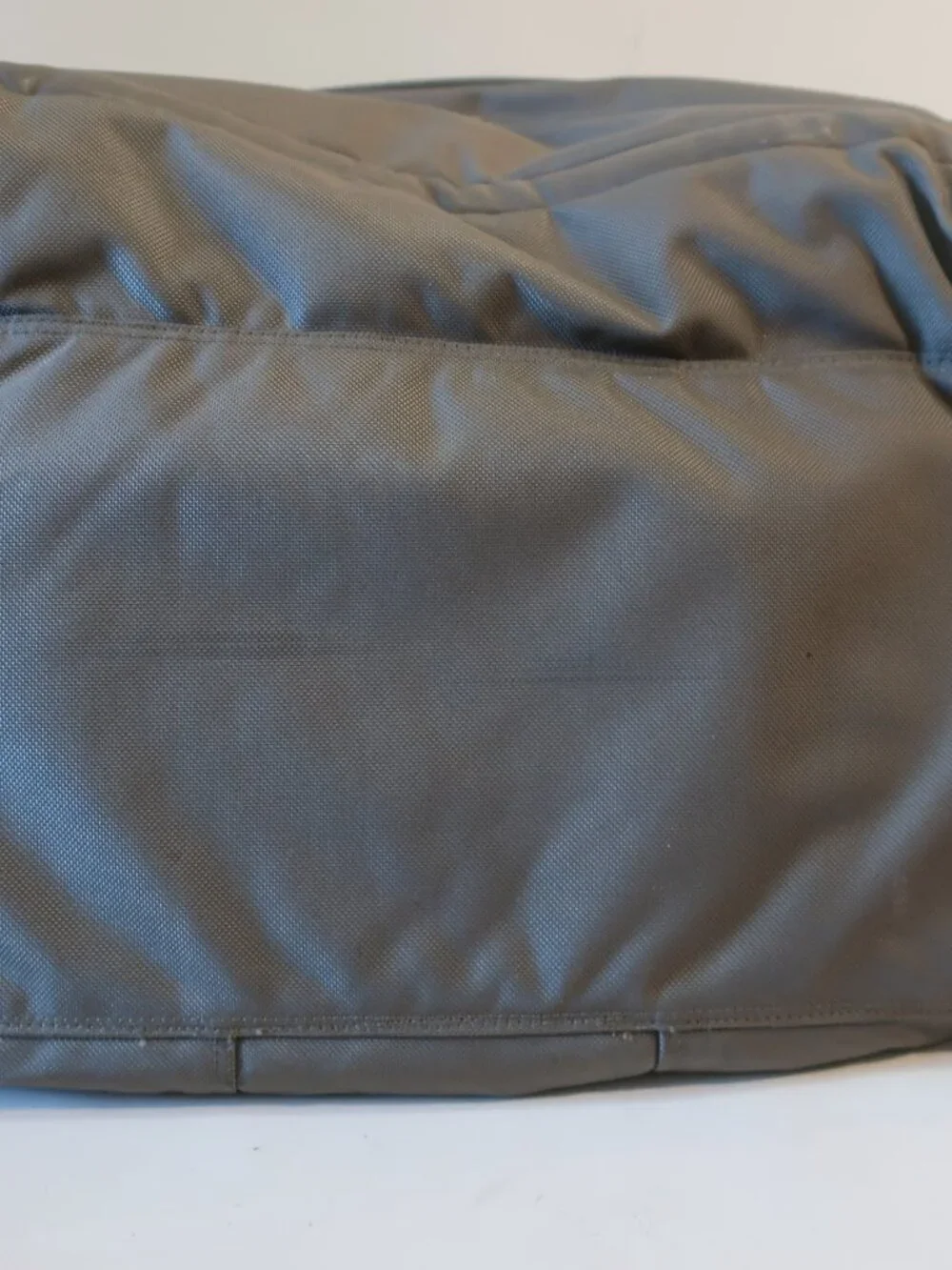 Mens Andiamo Gray Large Nylon Duffel/Travel Bag