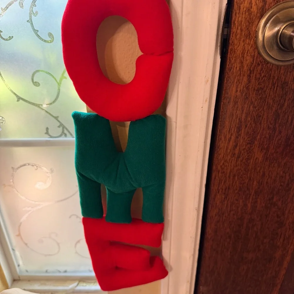 N/A festive plush
