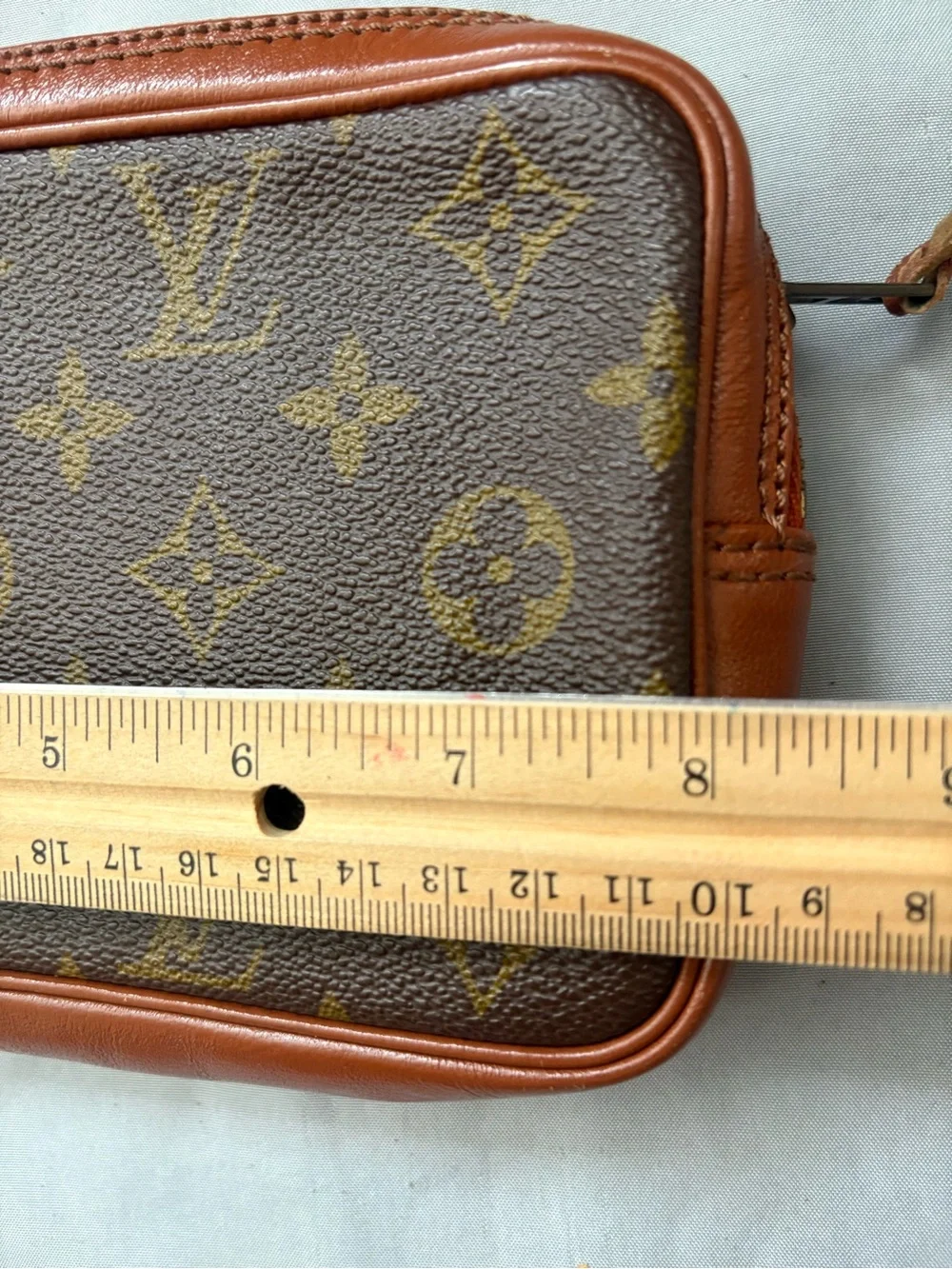 Louis Vuitton authentic louis