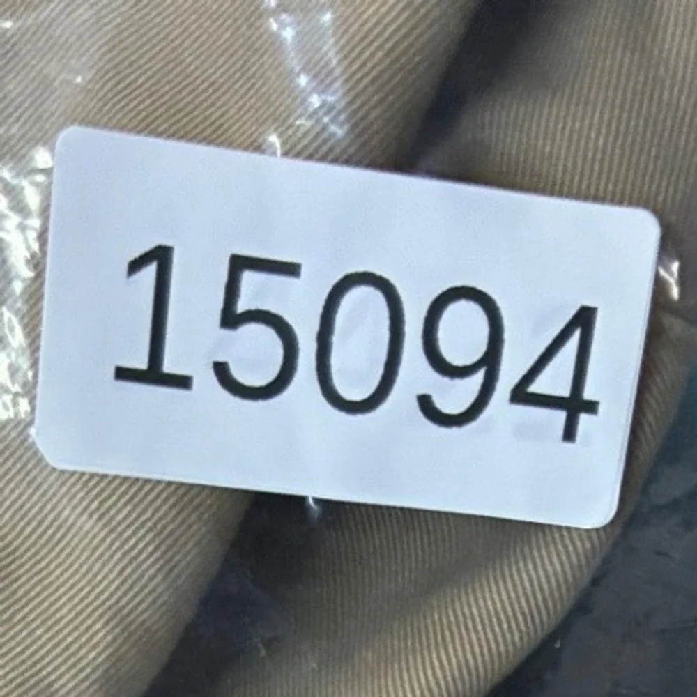 Uniqlo no visible