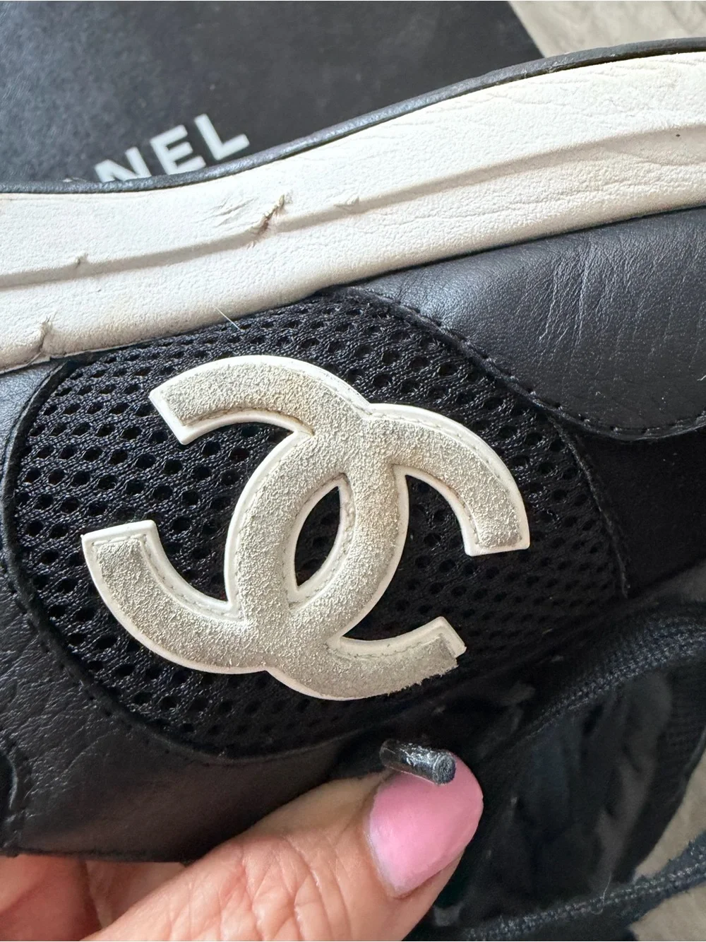 CHANEL classic black