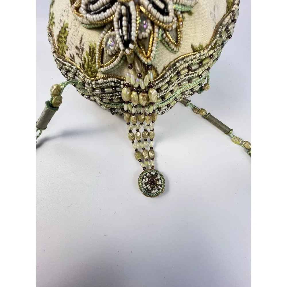 Vintage Mary Frances Retired Tapestry Beaded ScallopedHandbag w/ Dust Bag