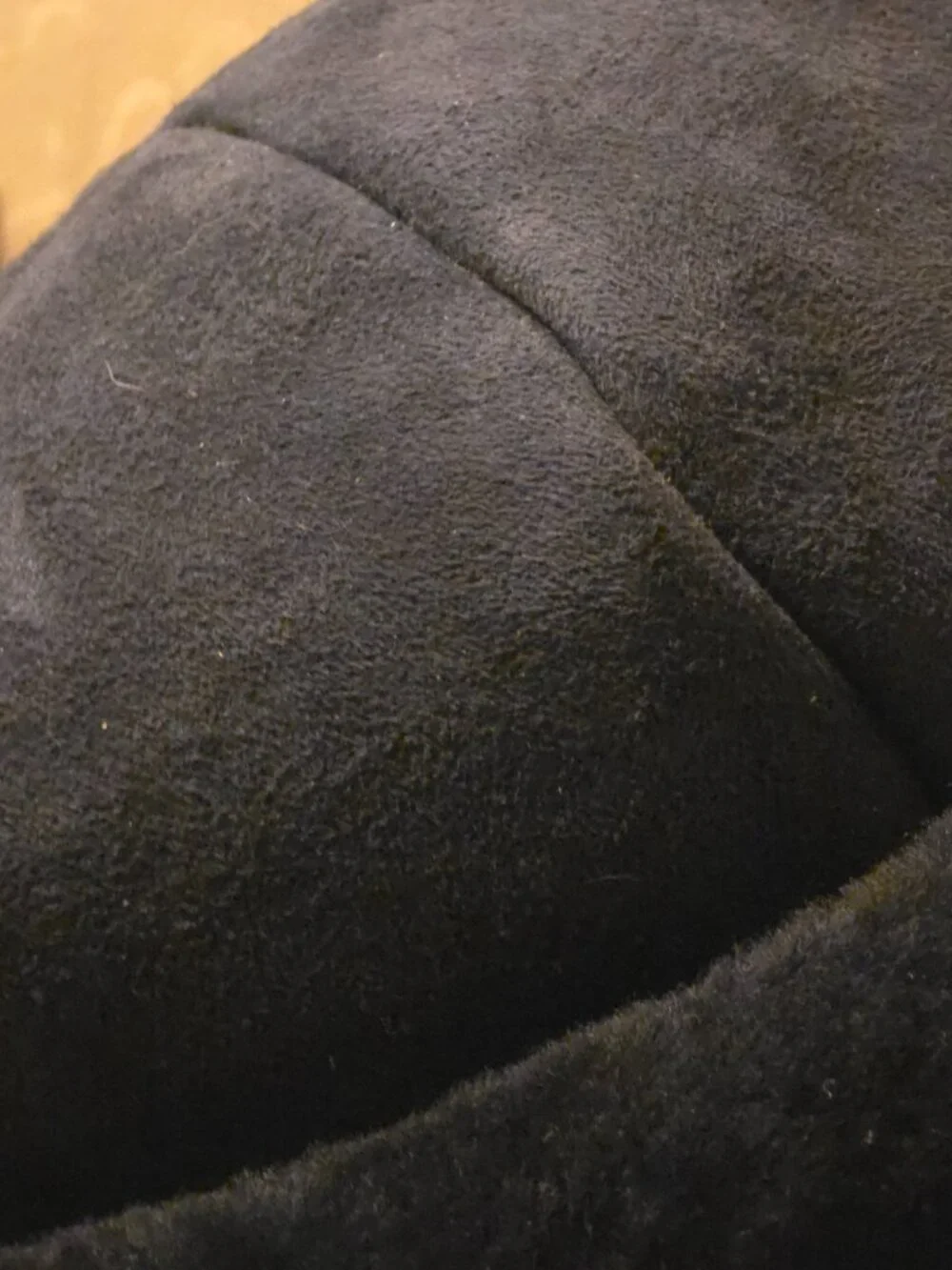 The Shearling Sheepskin Hat in Black