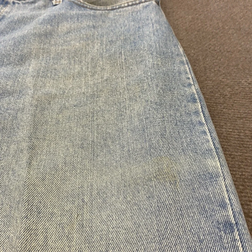 Levis ** these