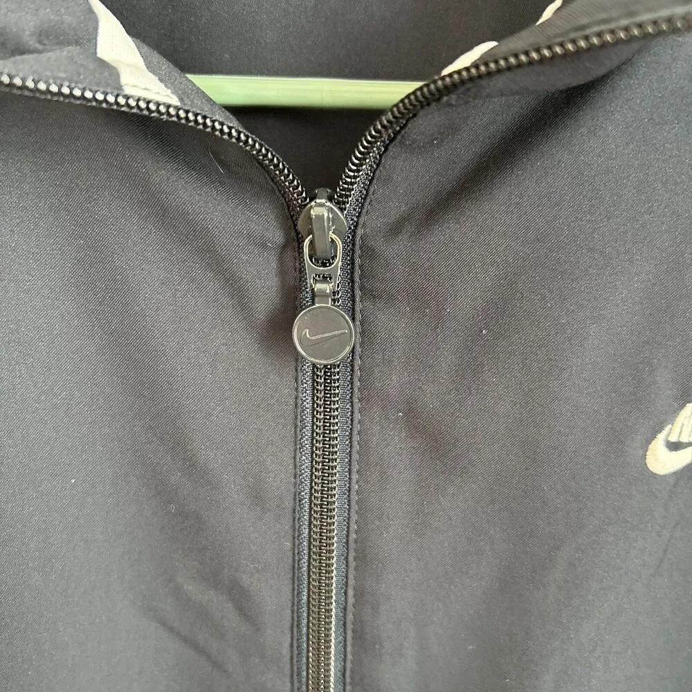 Nike stay warm