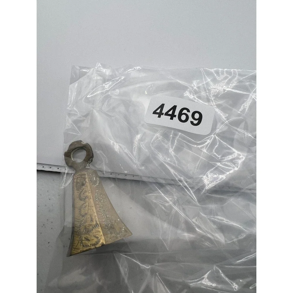 Unbranded vintage gold