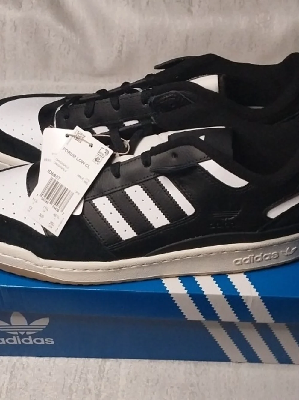adidas sleek low