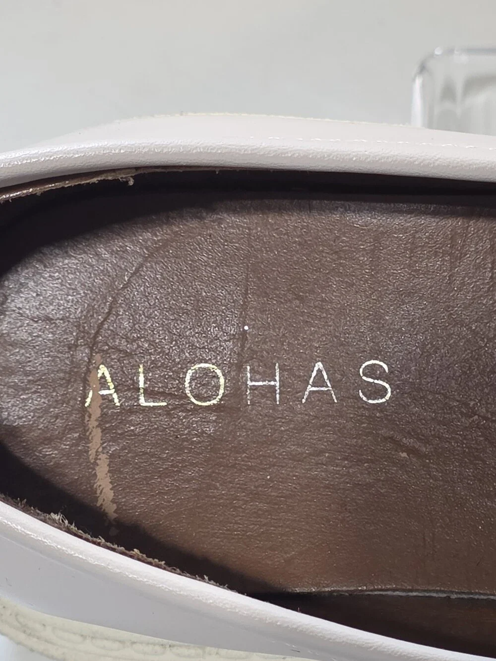 ALOHAS trailblazer leather