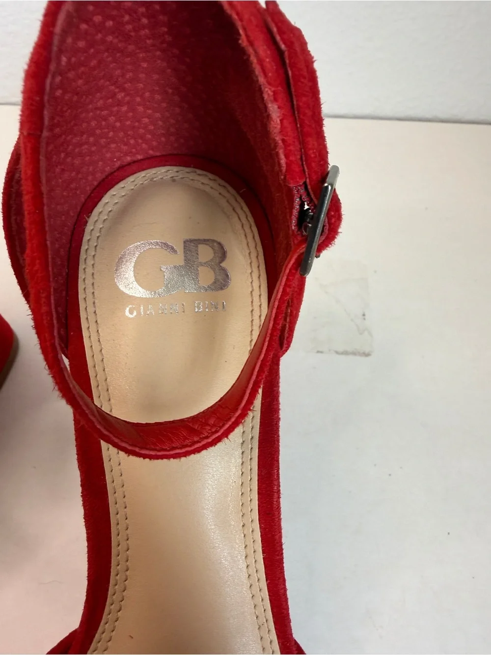 Gianni Bini red leather