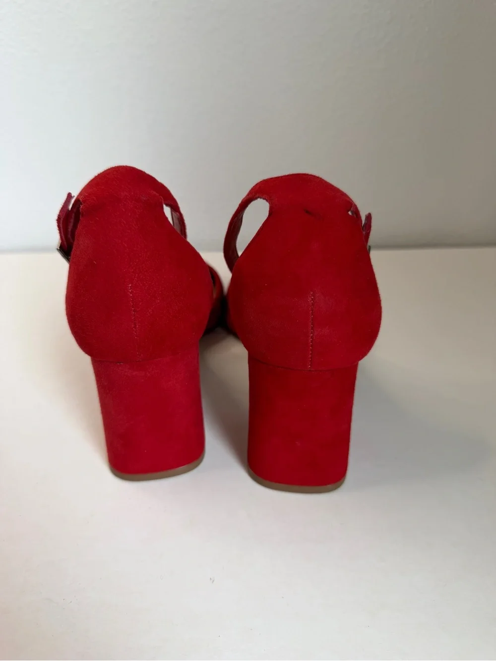 Gianni Bini red leather