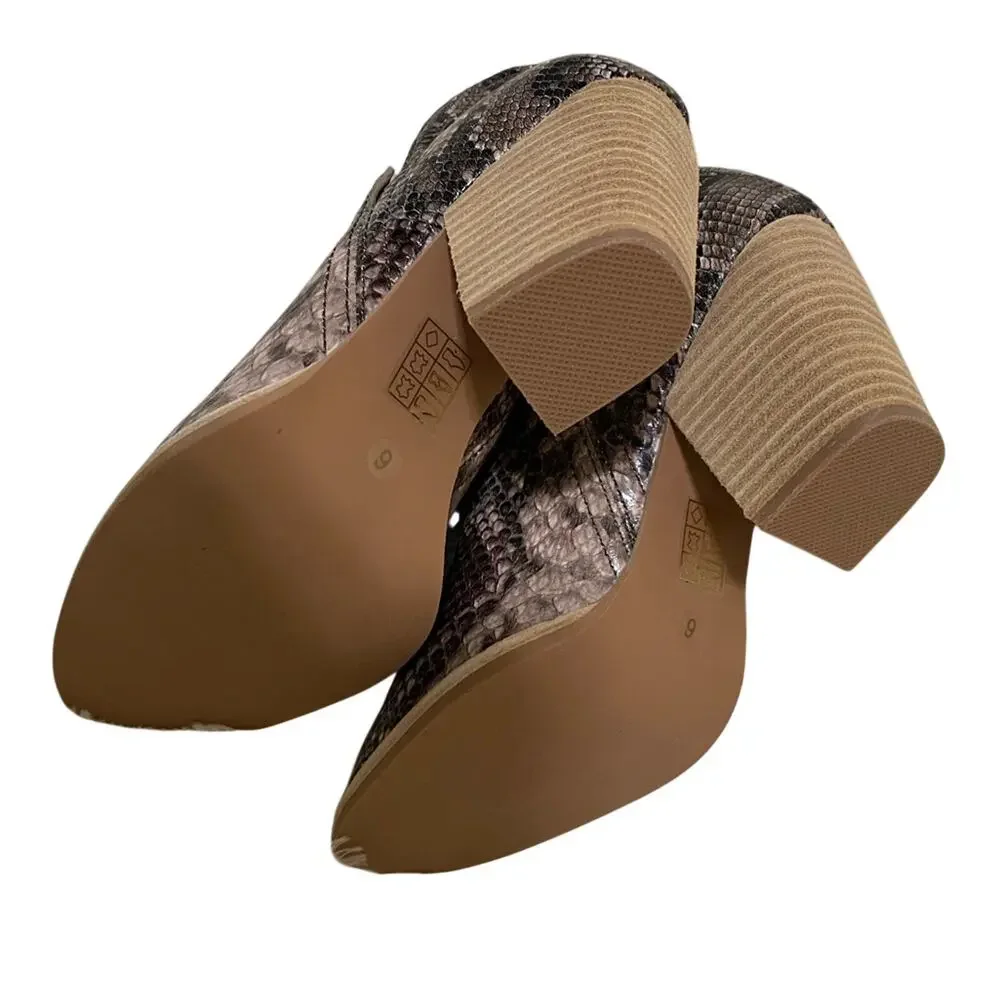 Jeffrey Campbell Rosalee Ankle Booties Size 6 NWT