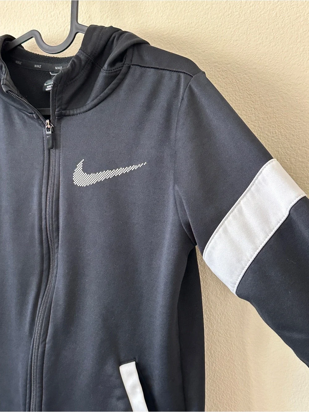 Nike jacket size