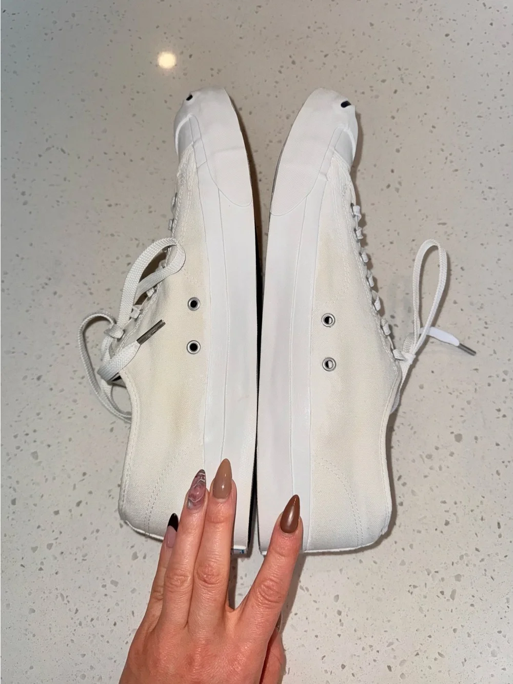 Converse clean white