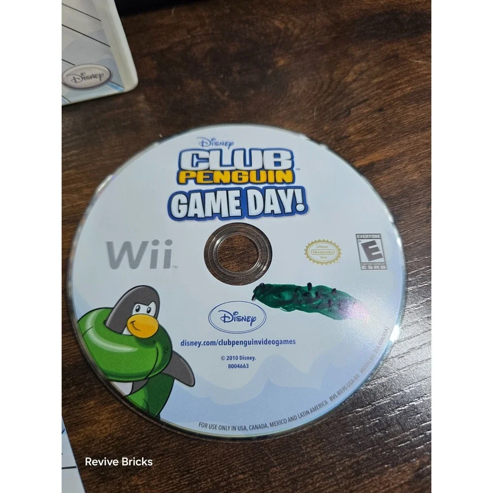 N/A club penguin