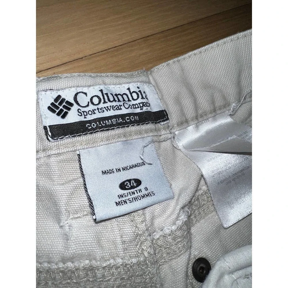 Columbia great gently