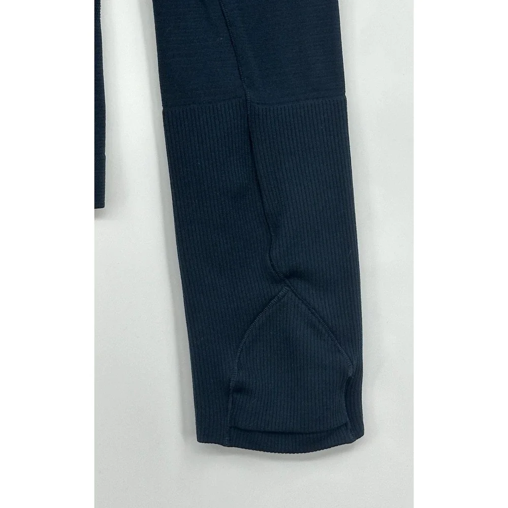 Lululemon True Navy Blue Swiftly Tech Long Sleeve Athletic Top Women's Size 0