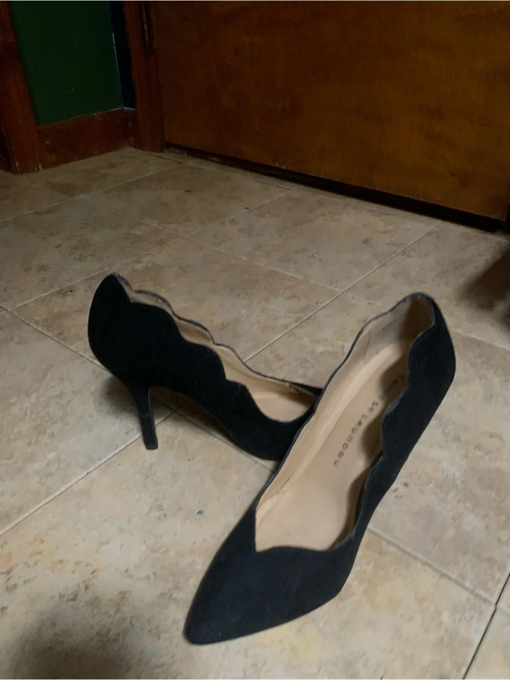 Chinese Laundry elegant black