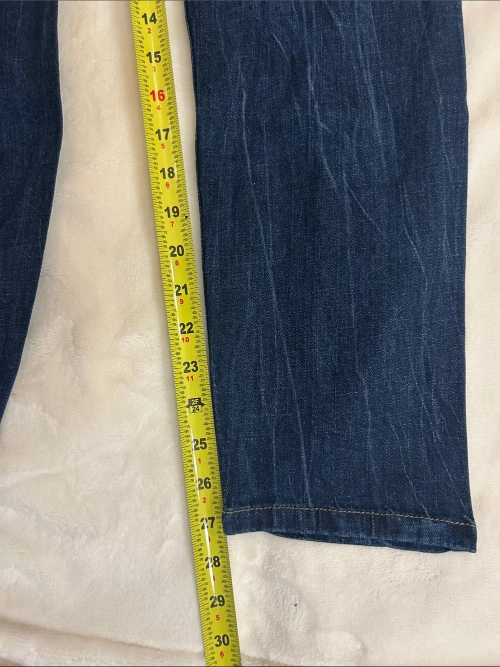 Wrangler slim fit
