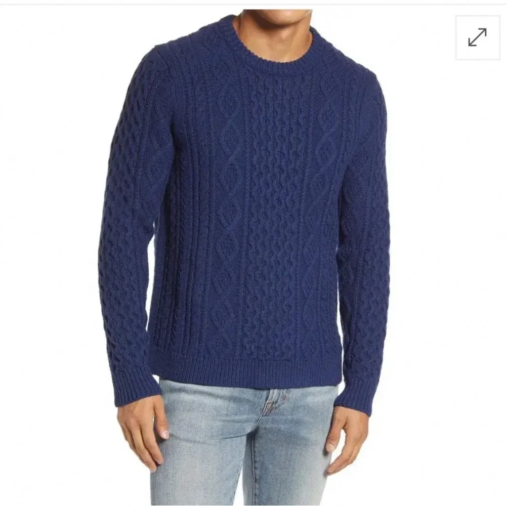 Outerknown top material secure