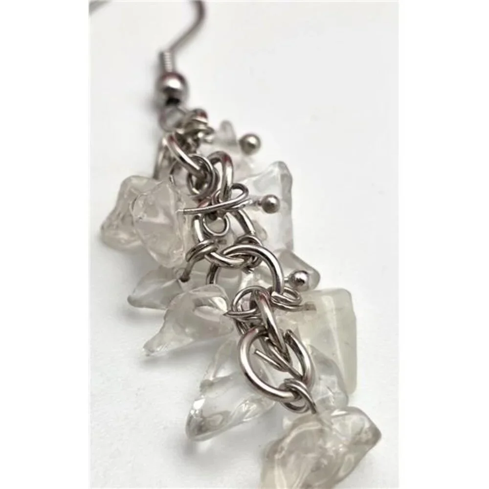 The Unbranded Brand clear quartz