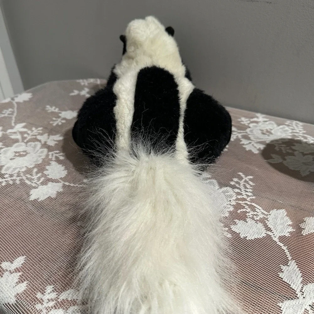 Dakin vintage skunk
