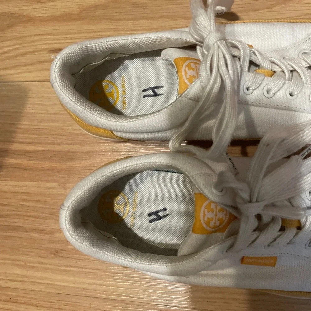 Tory Burch inside shoe scuffs