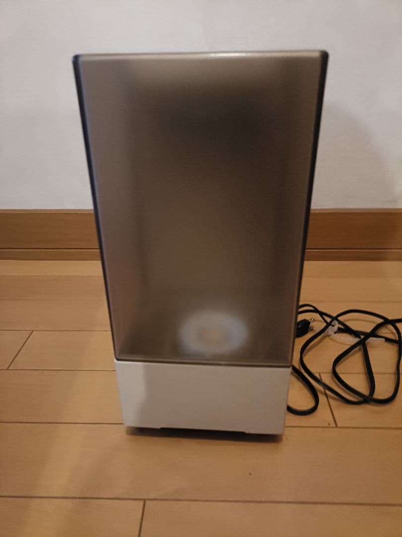 [Price Reduced] Humidifier HD-RX318 with Instruction Manual - Digital Display
